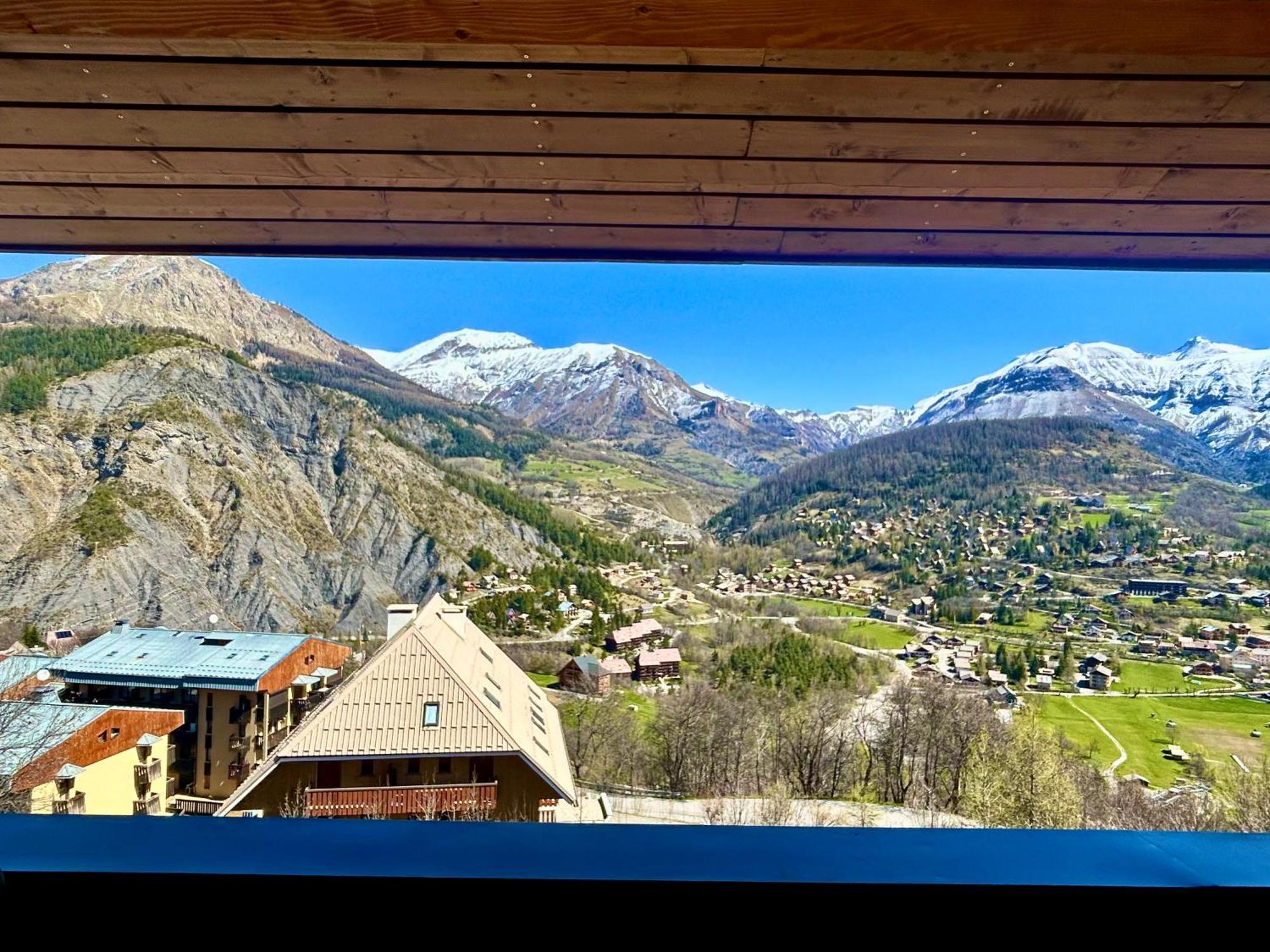 Duplex Avec Vue Exceptionnelle Parking Et Wifi Gratuit Apartment Allos Exterior photo